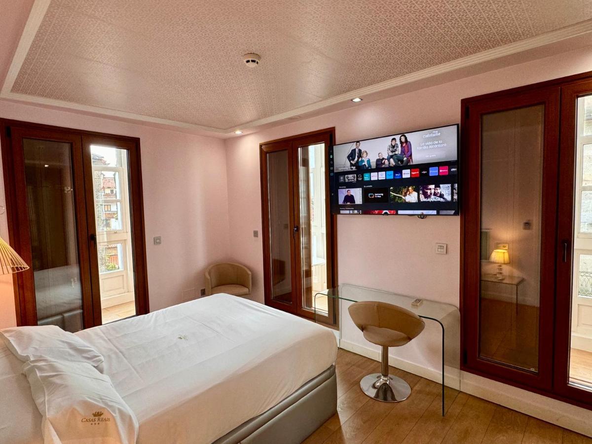 Casas Reais Boutique Hotel ซานติอาโก เด กอมโปสเตลา ภายนอก รูปภาพ