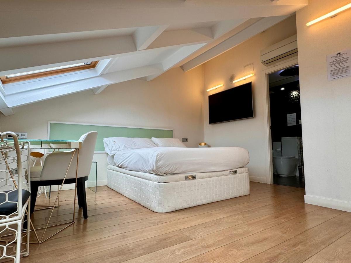 Casas Reais Boutique Hotel ซานติอาโก เด กอมโปสเตลา ภายนอก รูปภาพ