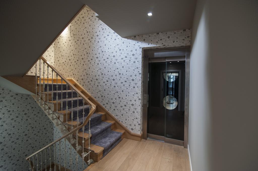 Casas Reais Boutique Hotel ซานติอาโก เด กอมโปสเตลา ภายนอก รูปภาพ