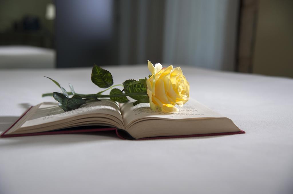 Casas Reais Boutique Hotel ซานติอาโก เด กอมโปสเตลา ภายนอก รูปภาพ