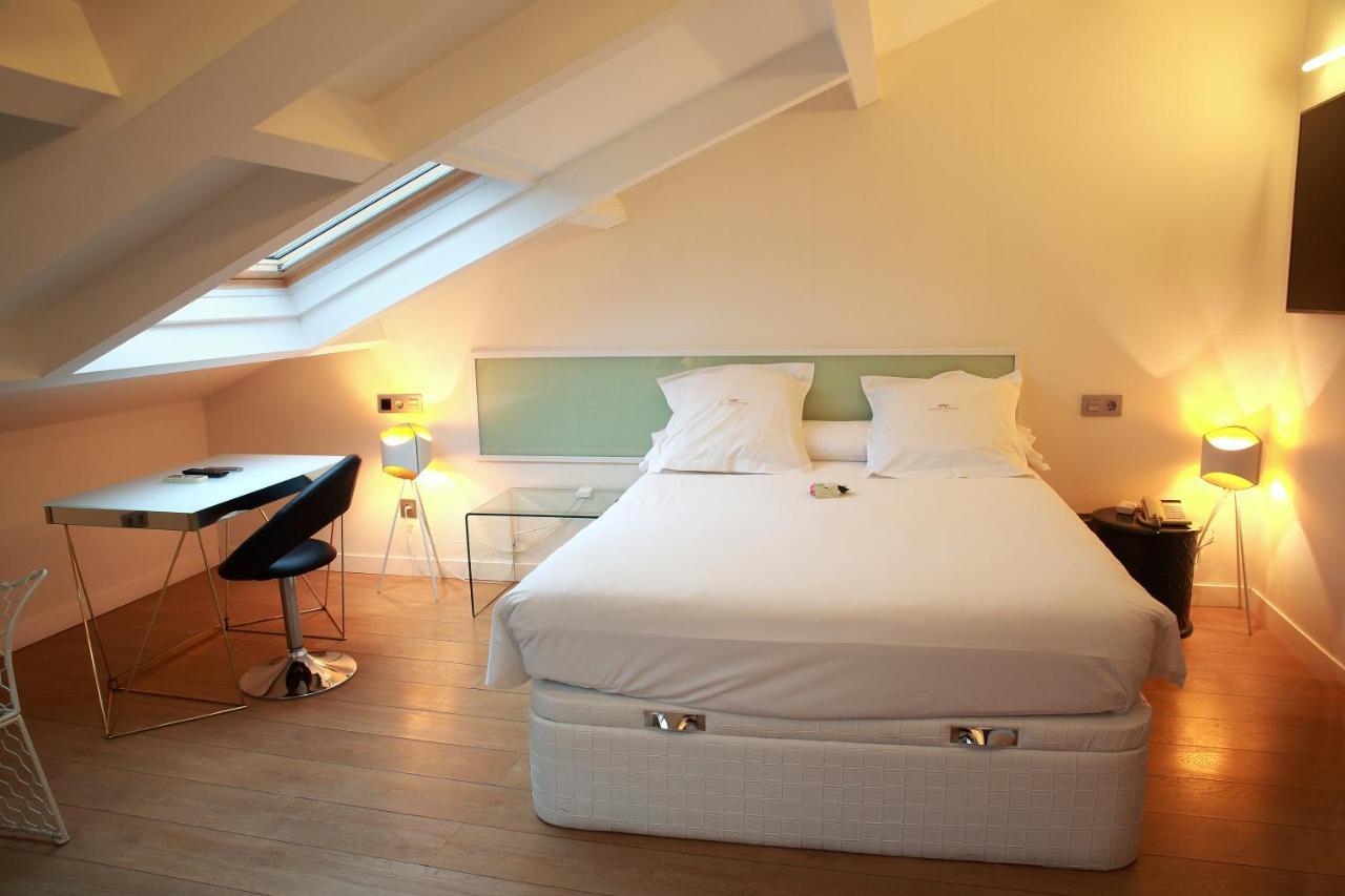 Casas Reais Boutique Hotel ซานติอาโก เด กอมโปสเตลา ภายนอก รูปภาพ