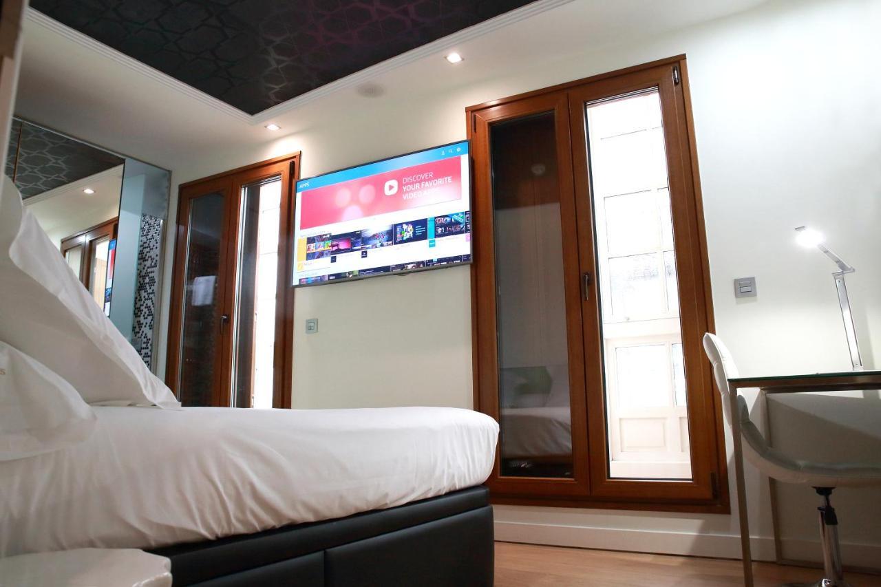 Casas Reais Boutique Hotel ซานติอาโก เด กอมโปสเตลา ภายนอก รูปภาพ