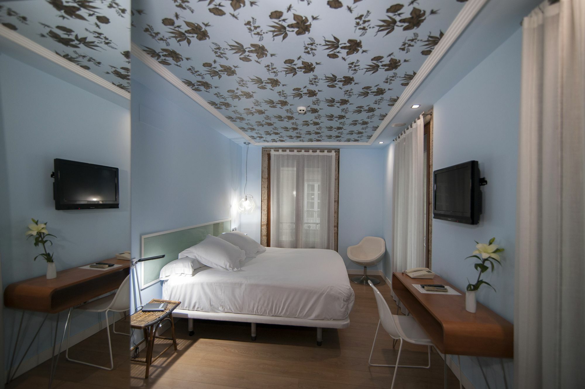 Casas Reais Boutique Hotel ซานติอาโก เด กอมโปสเตลา ภายนอก รูปภาพ